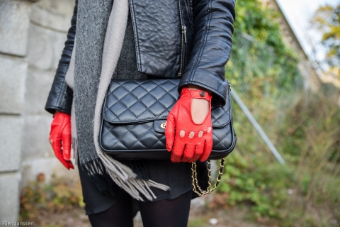 black-bag-red-gloves